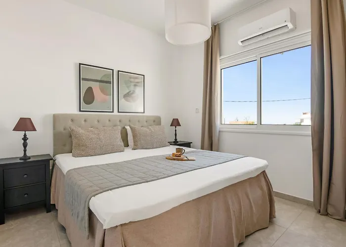 Вилла Sanders White Mountains Pool