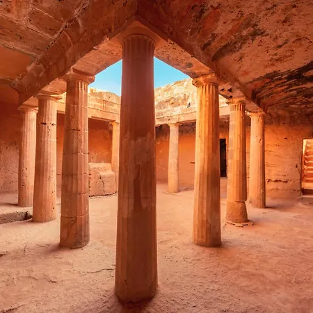 Sanders White Mountains Pool Villa Paphos