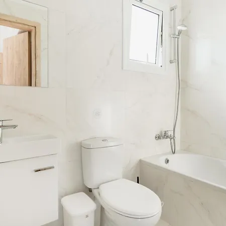 Sanders White Mountains Pool