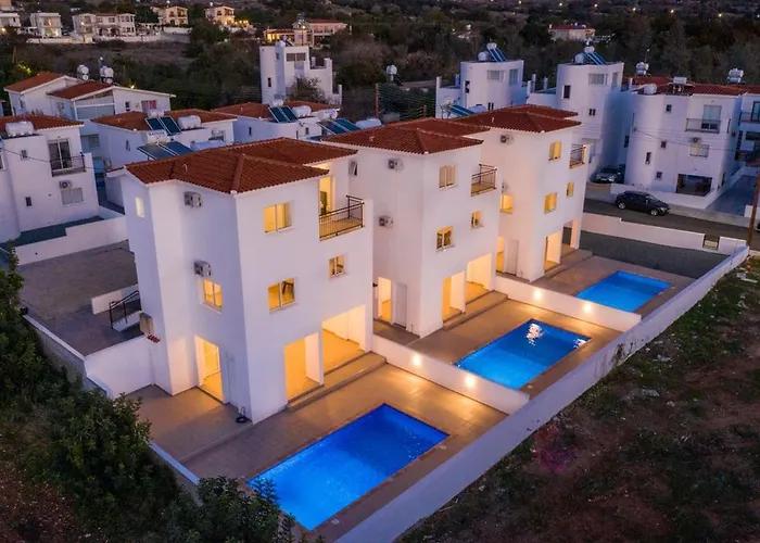 Sanders White Mountains Pool Villa Paphos