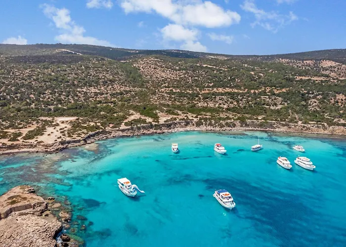 Sanders White Mountains Pool *