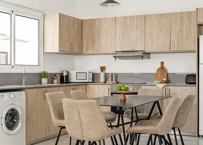 Sanders White Mountains Pool Paphos