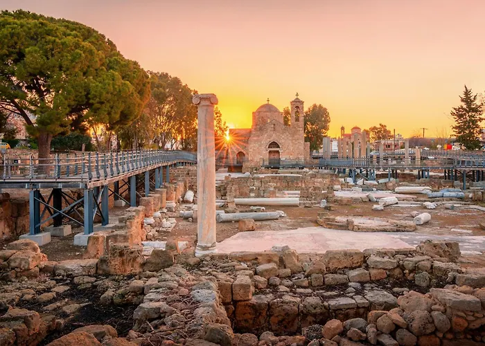 Sanders White Mountains Pool