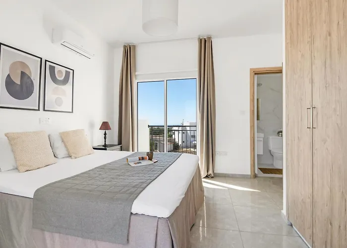 Sanders White Mountains Pool Βίλα *